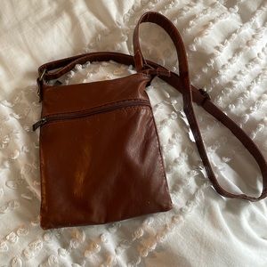 Tan long purse
